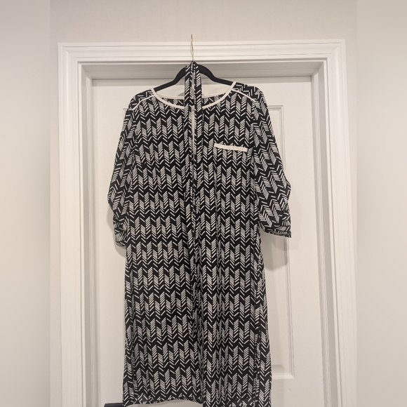 Spense Dress - Picture 1 of 6